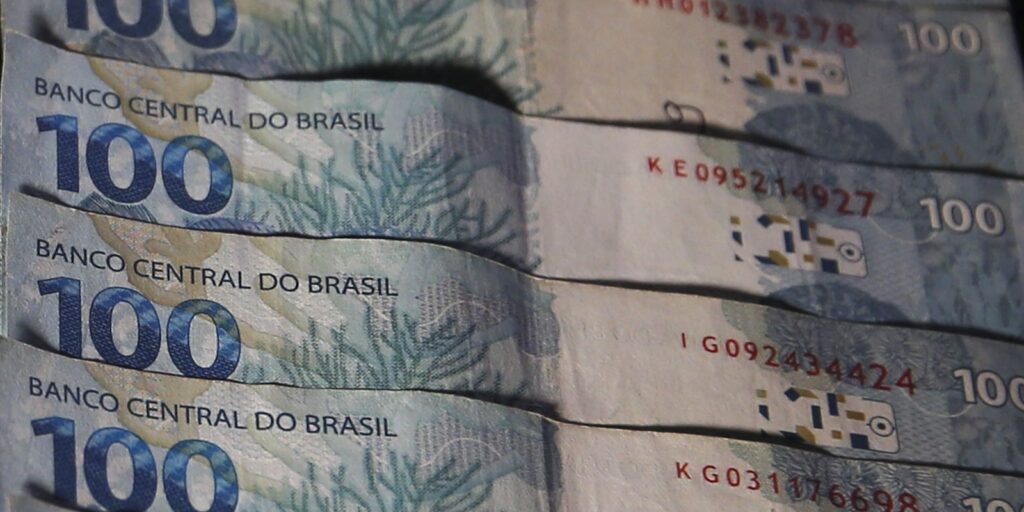 brasil-capta-us$-2,25-bilhoes-em-titulos-no-mercado-internacional
