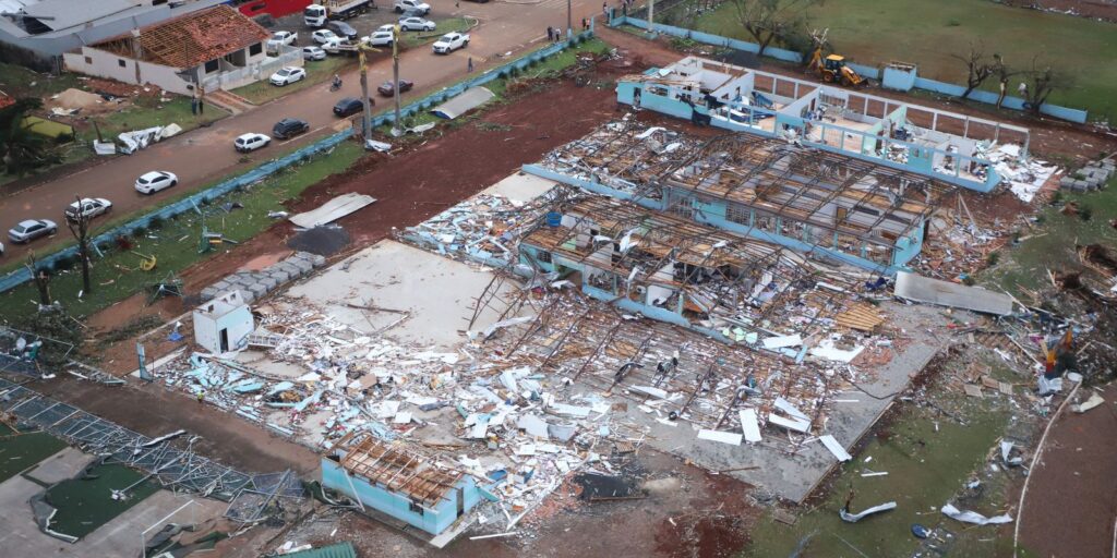 tornado-no-parana-deixa-seis-mortos-e-mais-de-750-feridos