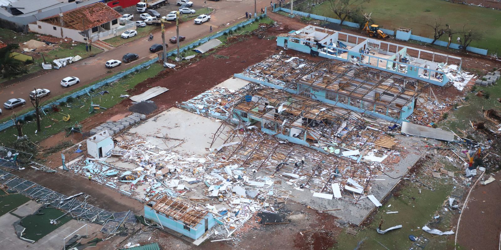 tornado-no-parana-deixa-seis-mortos-e-mais-de-750-feridos