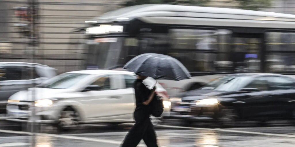 inmet-emite-alerta-para-o-rs-de-ventos-de-ate-100-km/h-e-tempestade
