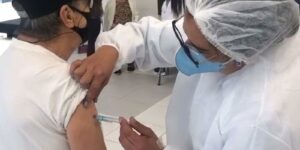 saude-envia-2,2-milhoes-de-doses-da-vacina-de-covid-19-aos-estados