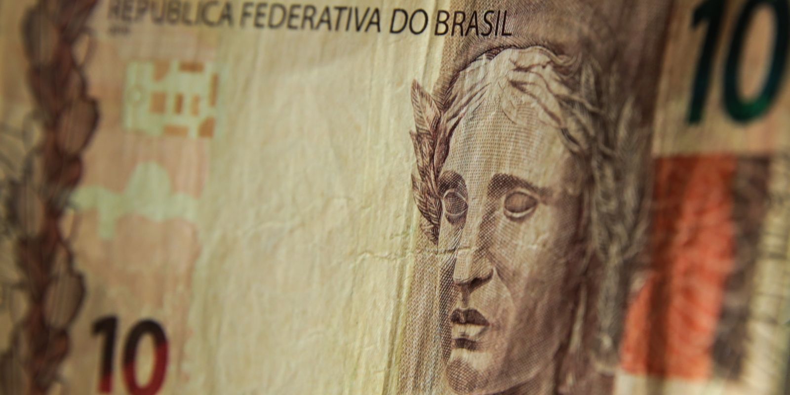 governo-de-sp-aplica-multa-recorde-de-r$-1-bilhao-contra-fast-shop