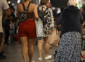 defeitos-em-calcadas-fazem-42%-dos-idosos-terem-medo-de-cair